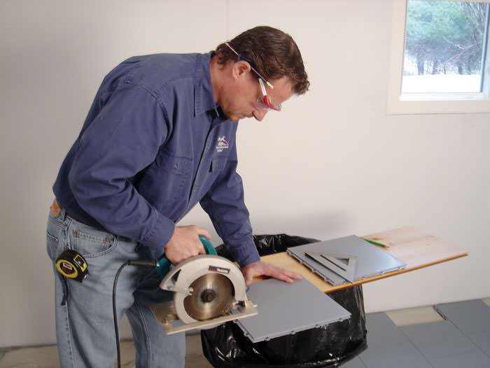 Bat Sub Floor Matting Options In Marlton Sicklerville Cherry Installing A Waterproof Vapor Barrier On Bat Floor To Prepare For Carpeting In